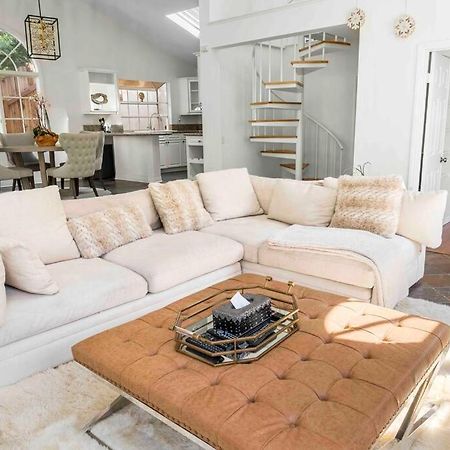 Stunning Mediterranean Mansion In Laurel Canyon Los Angeles Buitenkant foto
